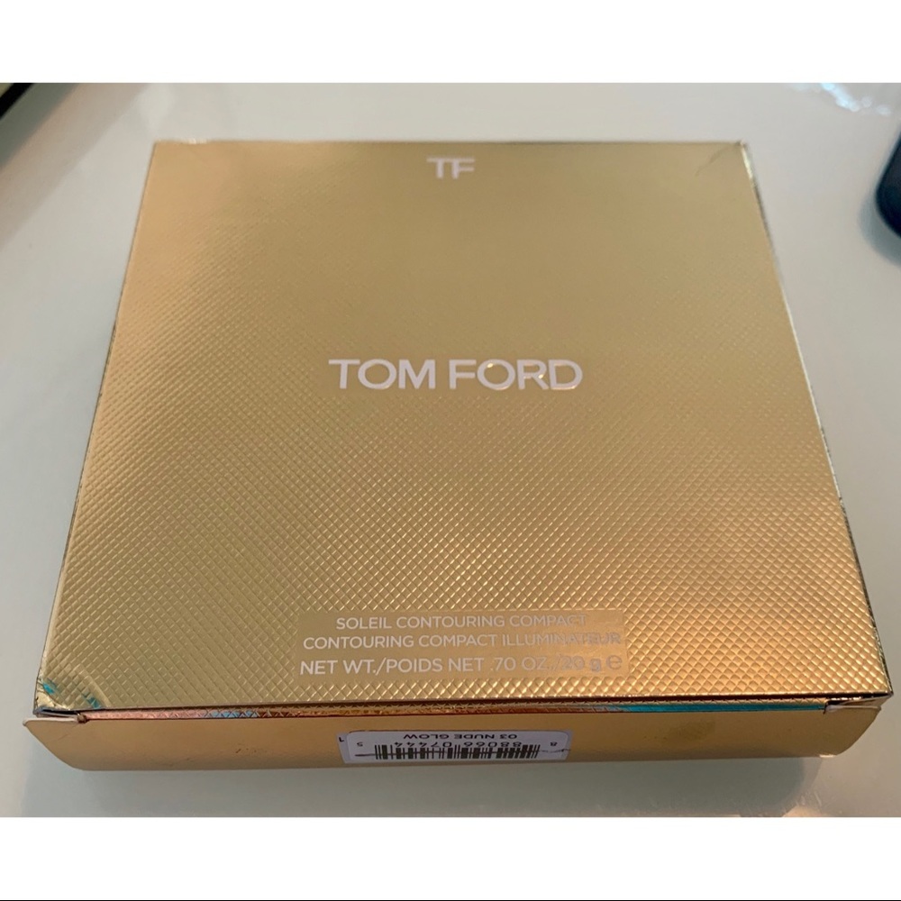 Tom Ford Soleil Contouring Compact 🌟 - Picture 6 of 7